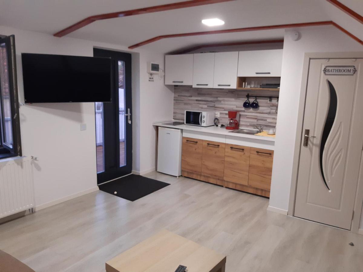 Casa J. Gusbeth Apartment Brasov Bagian luar foto