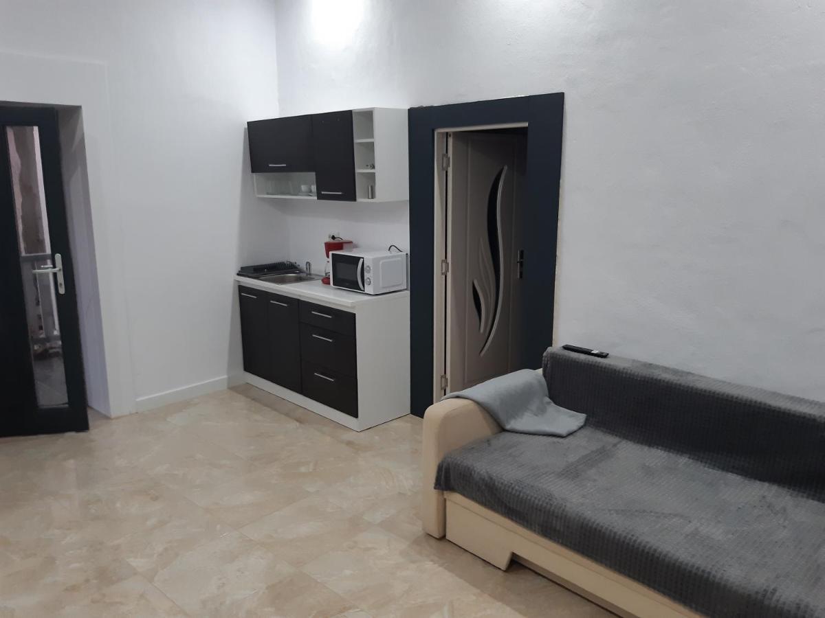 Casa J. Gusbeth Apartment Brasov Bagian luar foto