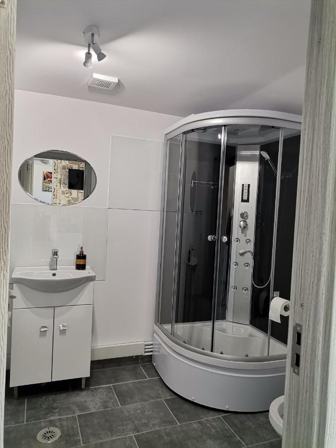 Casa J. Gusbeth Apartment Brasov Bagian luar foto