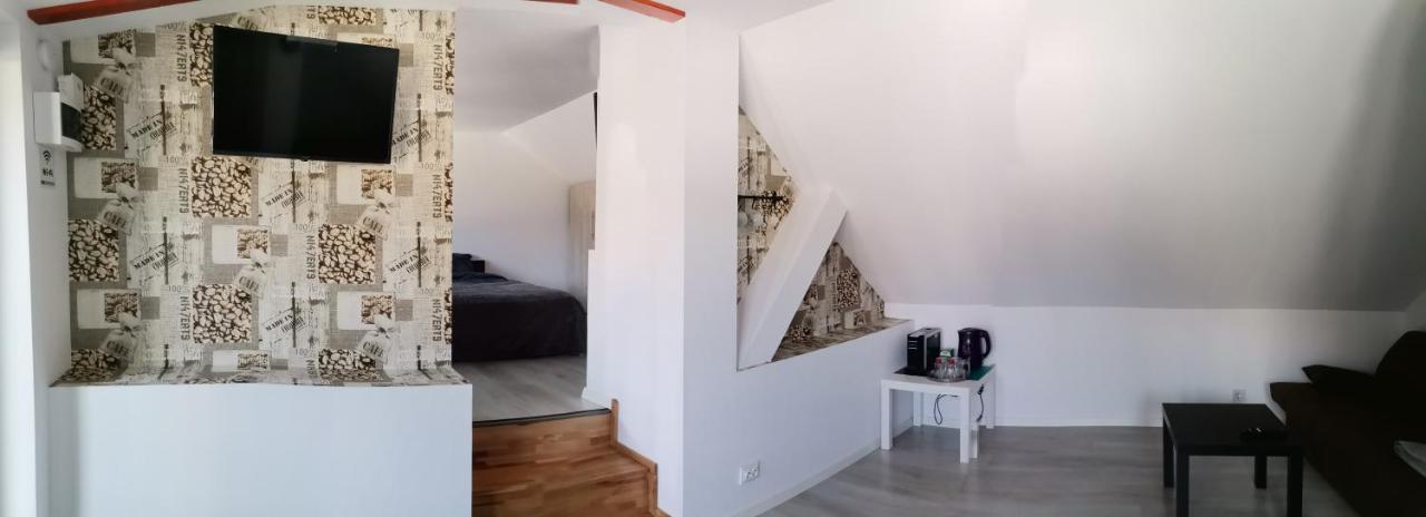 Casa J. Gusbeth Apartment Brasov Bagian luar foto