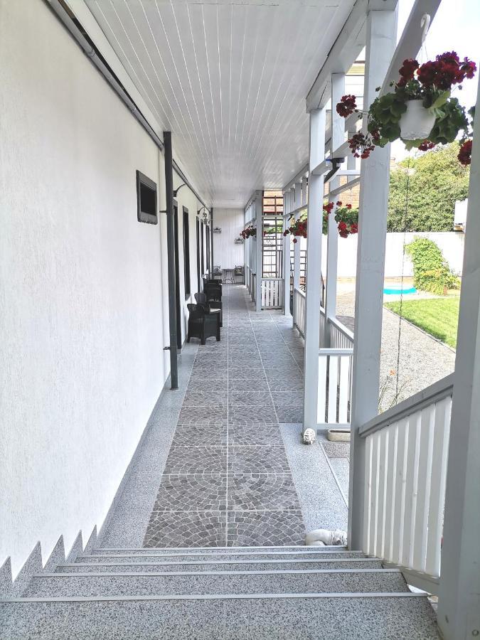 Casa J. Gusbeth Apartment Brasov Bagian luar foto