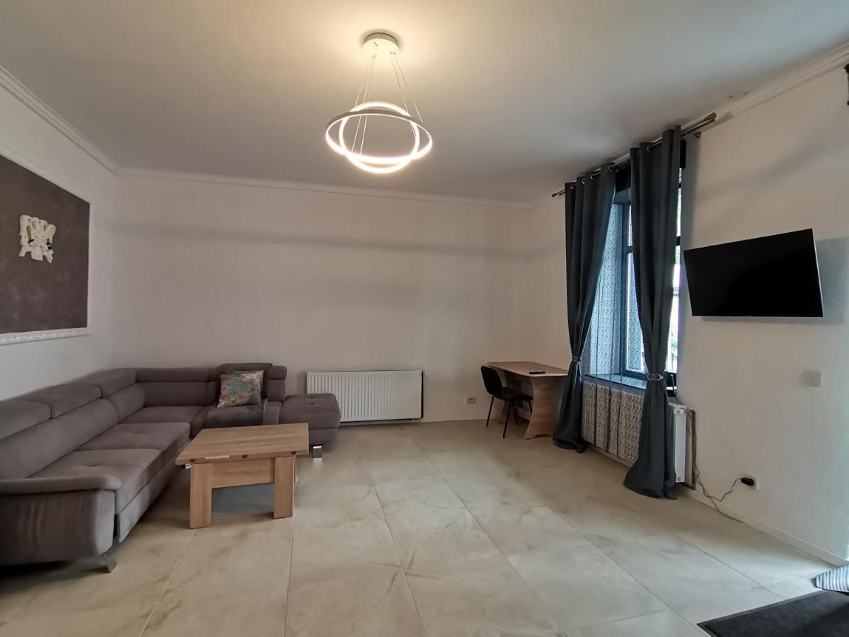 Casa J. Gusbeth Apartment Brasov Bagian luar foto